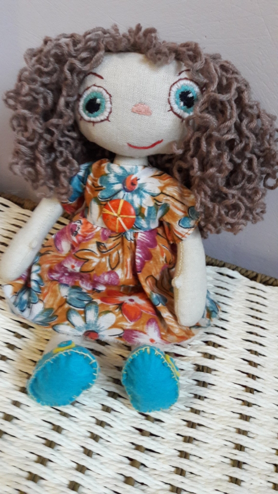 игровая кукла