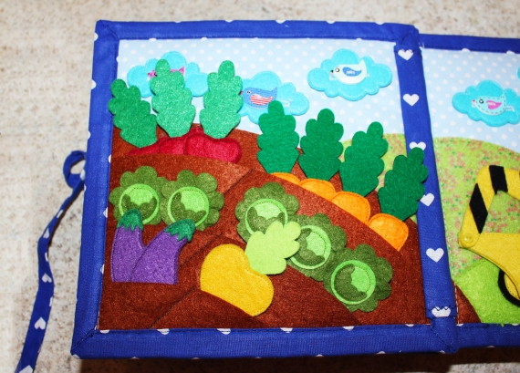 Книга из ткани и фетра "Именная"