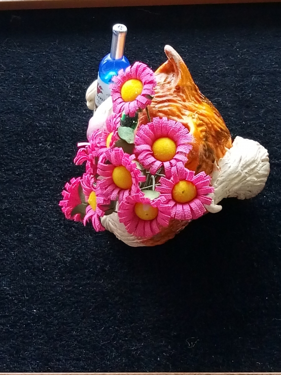 КОТИК с букетом