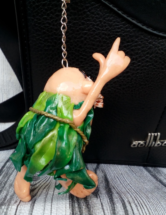 брелок - весёлый островитянин