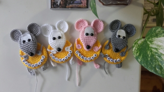 Магнитик на холодильник