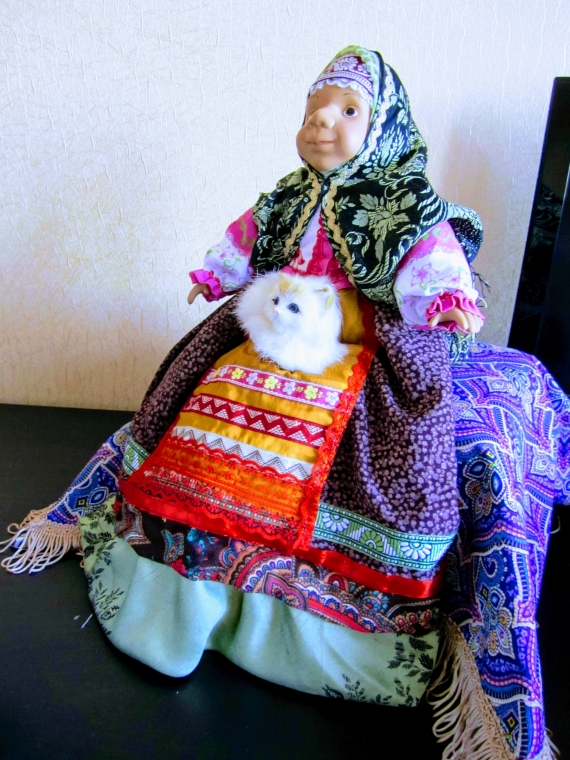 Cтарушка с котом