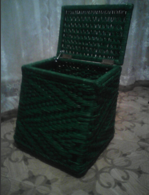 Коробы и корзины плетёные