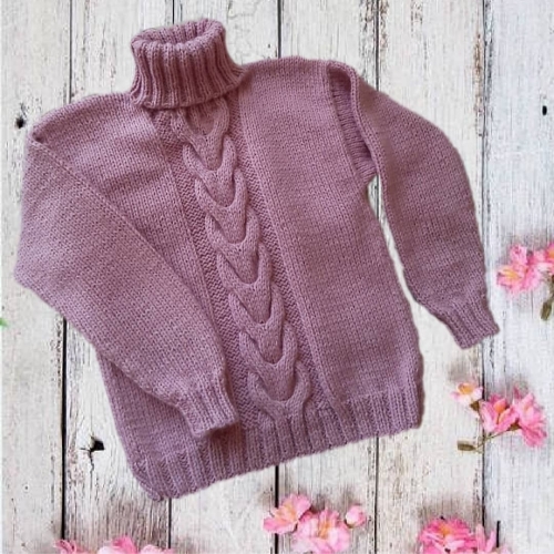 Свитер ручной работы