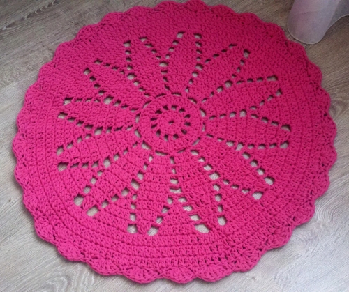 Круглый коврик "Космея"