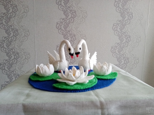 "Лебединое озеро"