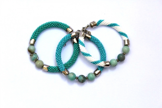 Браслеты с амазонитом.