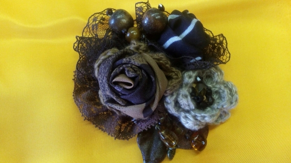 Брошь в стиле бохо