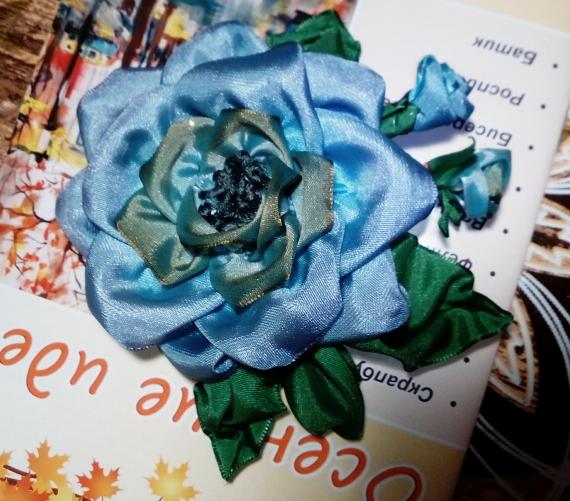 Брошь "Нежность"