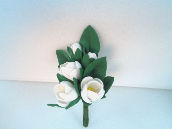 Брошь- веточка жасмина из фоамирана