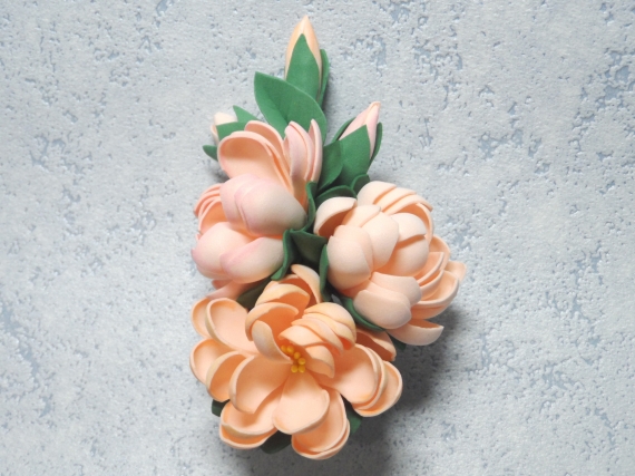 Заколка для волос/брошь Цветы из фоамирана