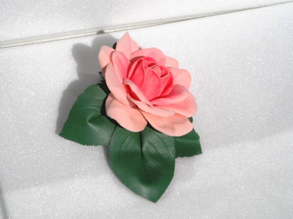 Зажим для волос Роза из фоамирана