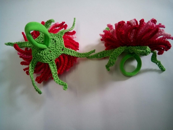 Резиночки+брошь "Астры красно-розовые"