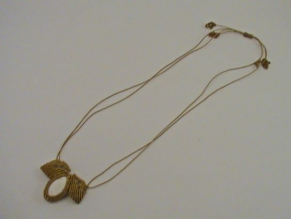 Кулон "Листопад" из Агата, плетеный в технике макраме