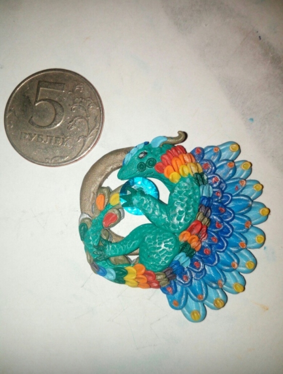 Маленький дракон, собирающий большие сокровища