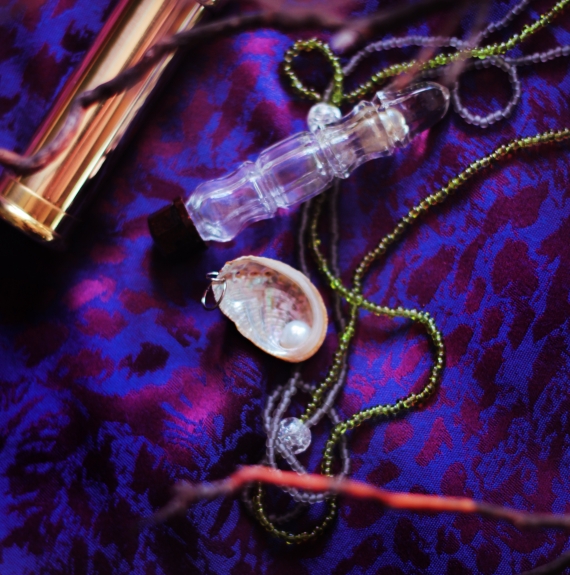 Кружевной чокер.