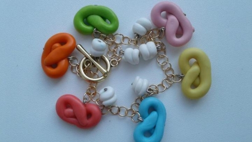 Браслет Крендельки