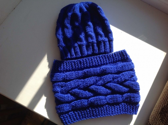 Вязаный комплект