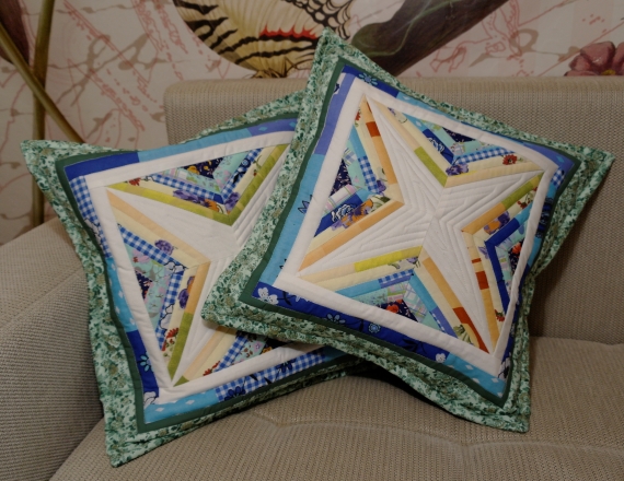 Комплект декоративных диванных подушек "Весна"