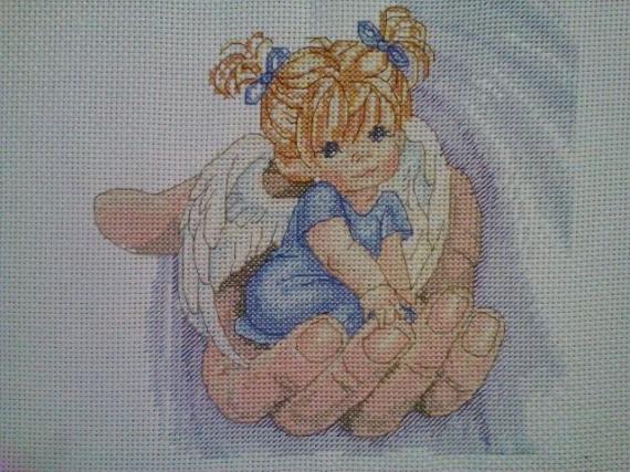 Ангелок в руке