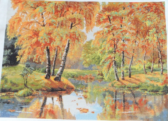 Вышитая картина Золотая осень