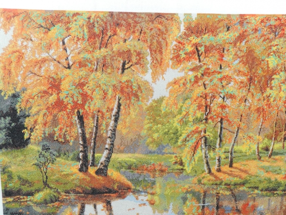 Вышитая картина Золотая осень