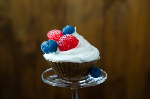 Мыло ручной работы "Капкейк Ягодный"