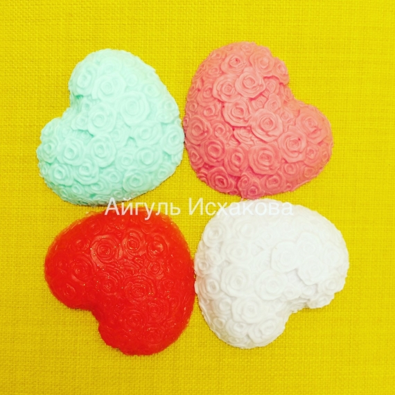 Сердце из роз