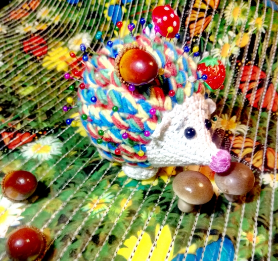 Ежик-игольница