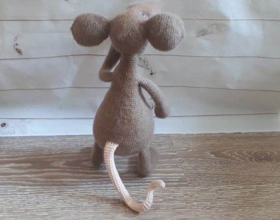 Крысенок Шнырик