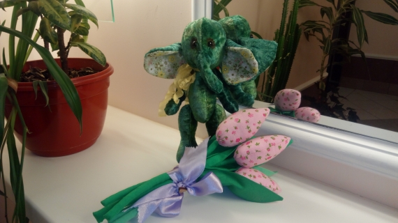 Слоня " Изумруд"