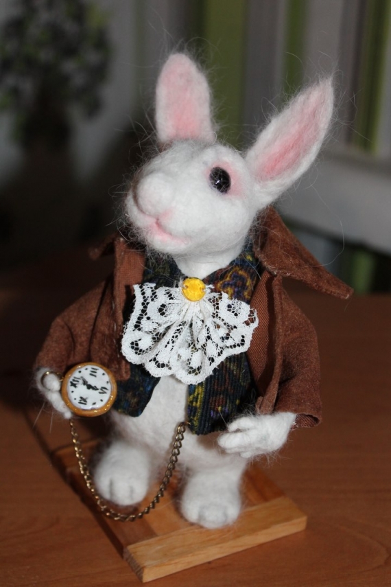 Зайчик в технике сухого валяния