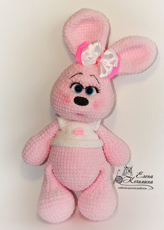 Плюшевый Зайка с бантиком