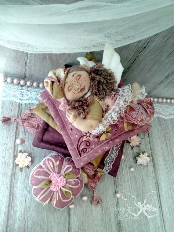 Спящий ангелочек