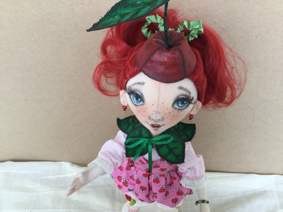 Кукла Вишенка