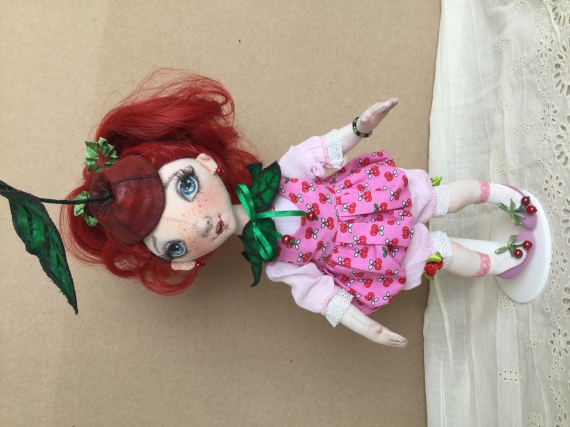 Кукла Вишенка