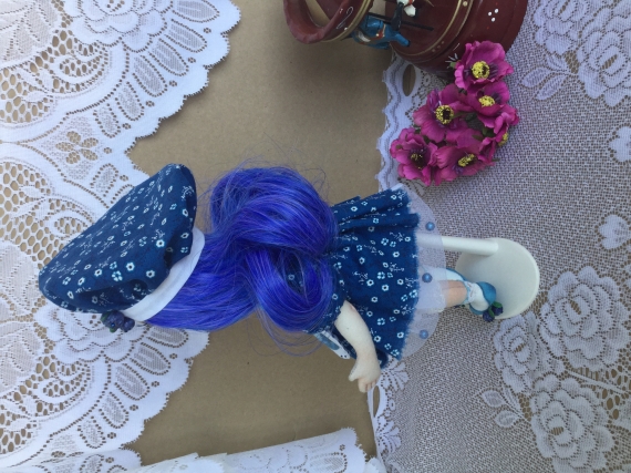 Куколка Черничка