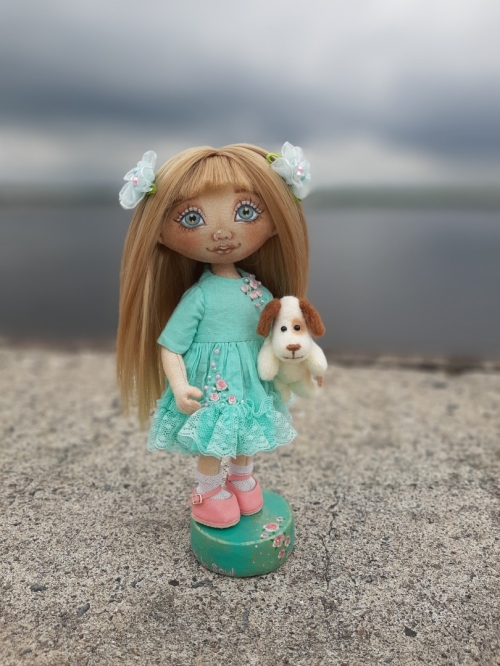 Кукла текстильная ручной работы