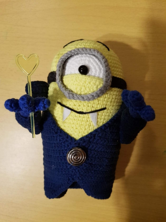 Миньон-вампир