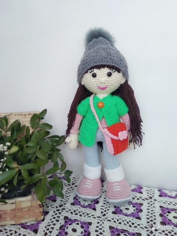 Вязаная кукла.