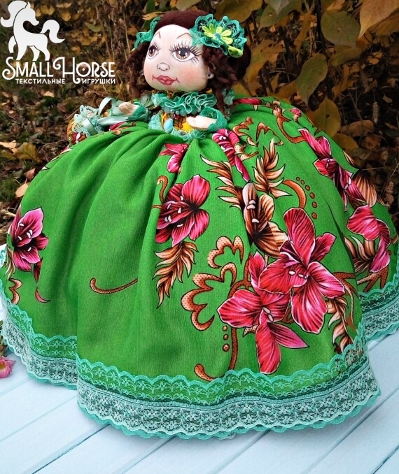 Кукла- грелка на чайник