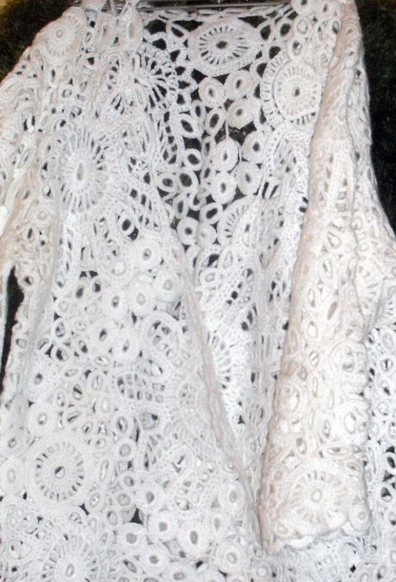 Белая кружевная кофточка (акрил) р.52-54