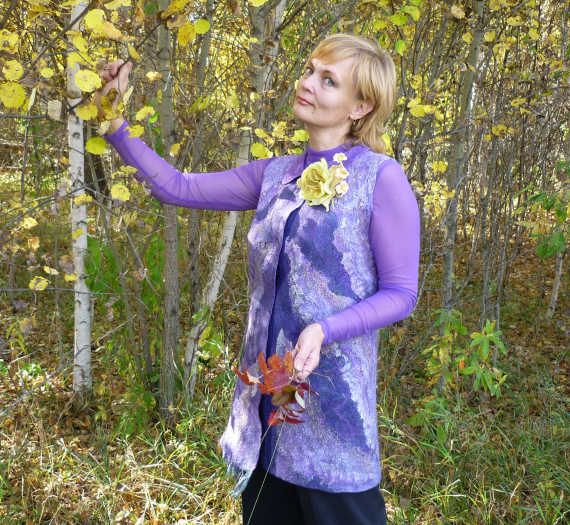 валяный жилет "сиреневый туман"р.44-46