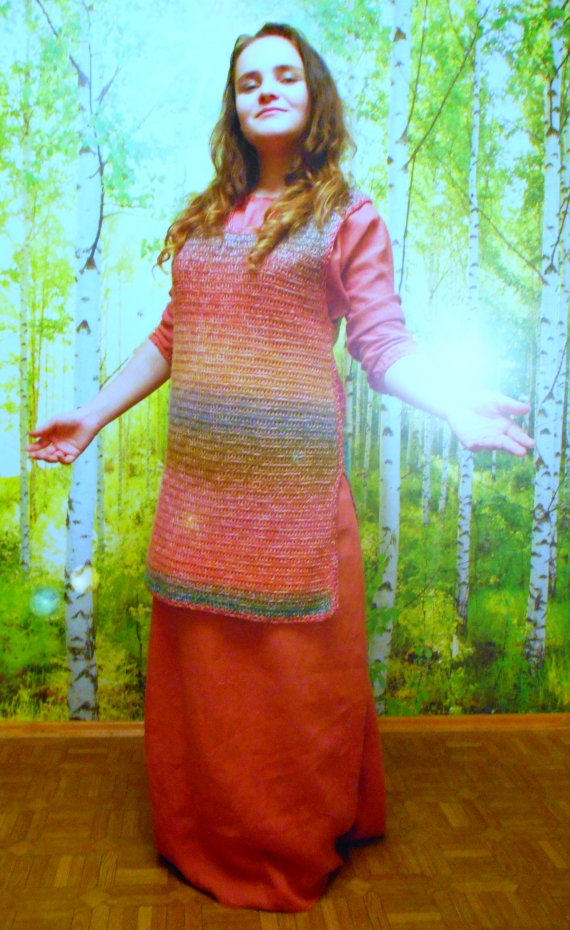 шерстяной жилет "Рассвет над лесом"