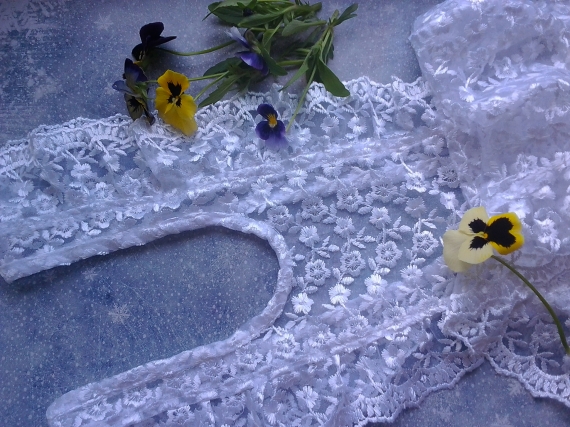 Фартук школьный гипюровый