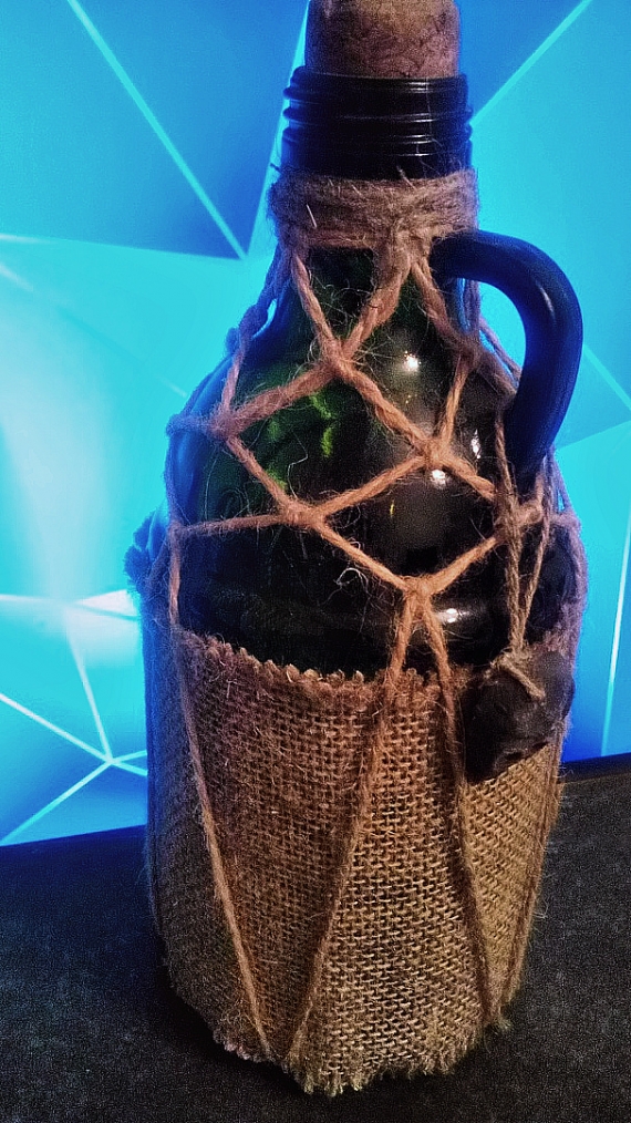 Бутылка в стиле декупаж