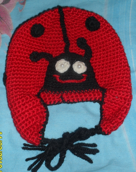 Шапочка Божья коровка на 2-4 года