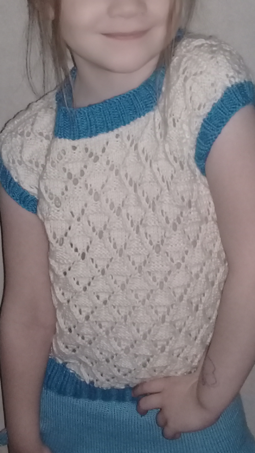 Детская вязаная одежда