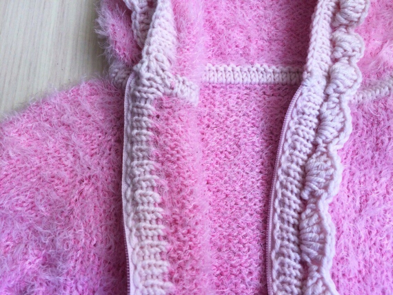 Детский комбинезон  в комплекте с пинетками , для девочки 0-6 месяцев