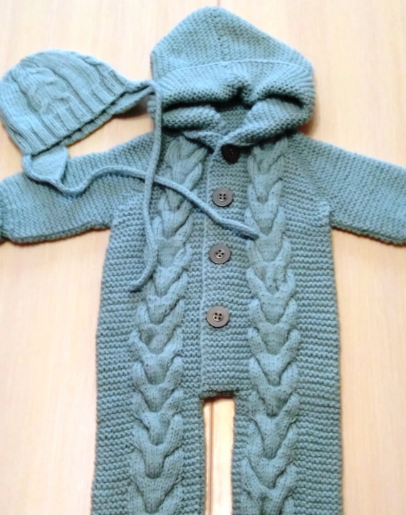 костюмчик для новорожденого